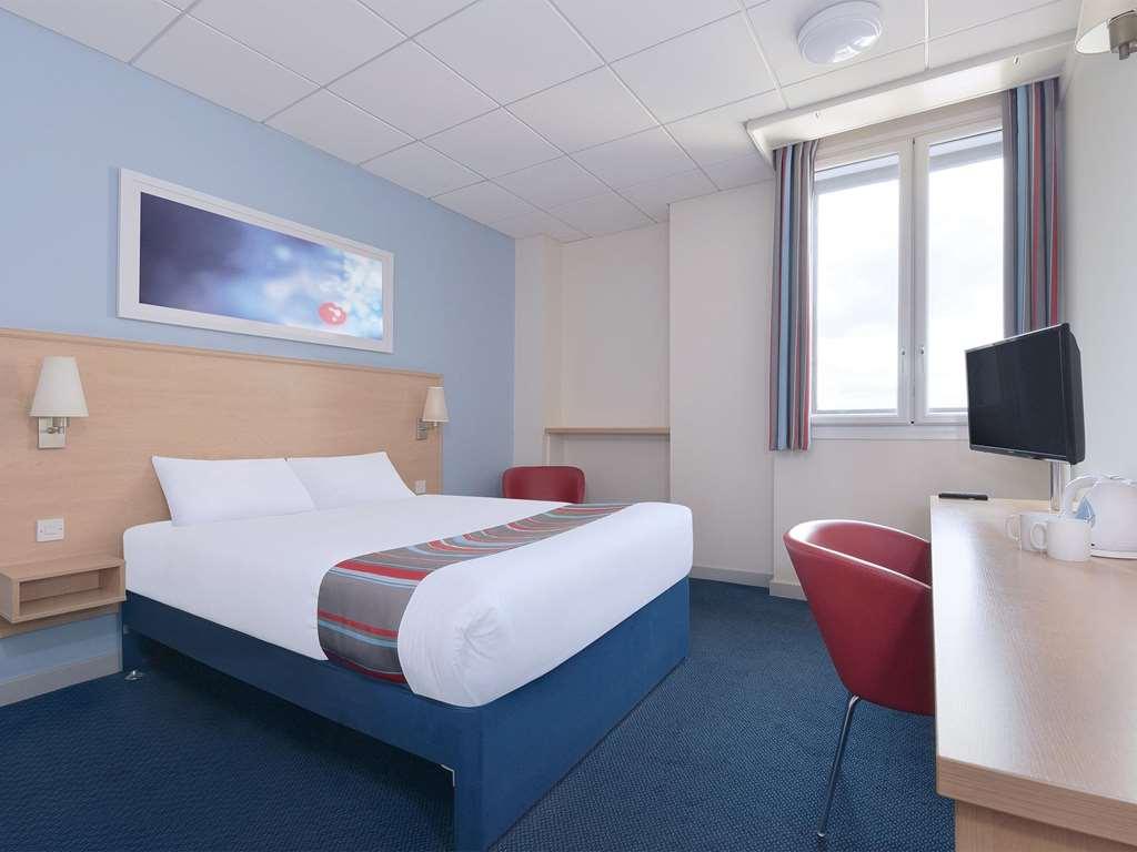 Travelodge Stirling M80 Cambusbarron Pokoj fotografie